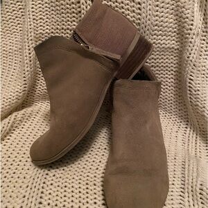 Tom Ankle Boots
